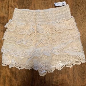 Lace shorts